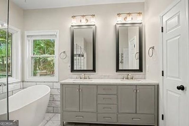 555 S Riversong Lane, Alpharetta, GA 30022