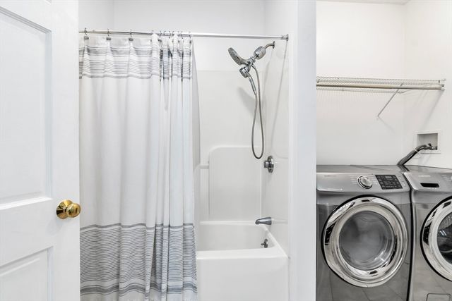 42 D St, Lowell, MA 01851