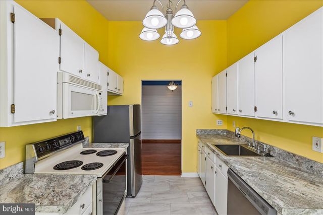 109 Water Fountain Way Unit 304, Glen Burnie, MD 21060