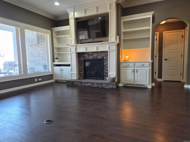 5709 Tumble Rock Court, Bryant, AR 72022