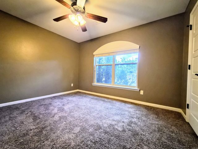 5709 Tumble Rock Court, Bryant, AR 72022