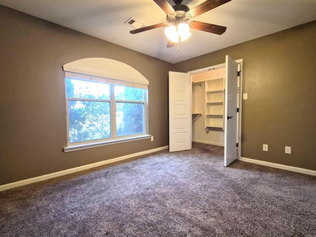 5709 Tumble Rock Court, Bryant, AR 72022