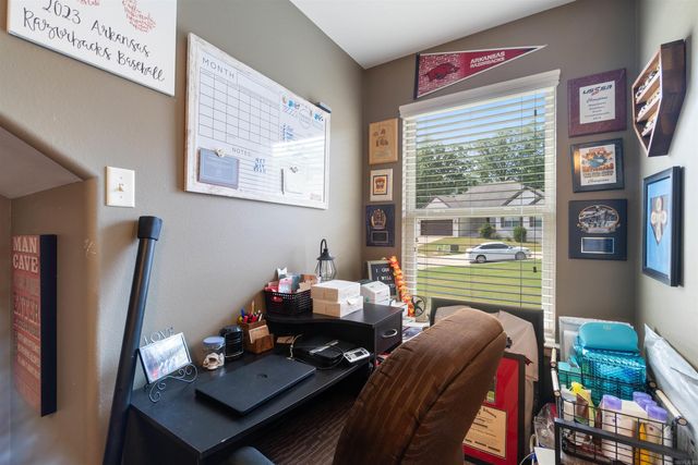 5709 Tumble Rock Court, Bryant, AR 72022