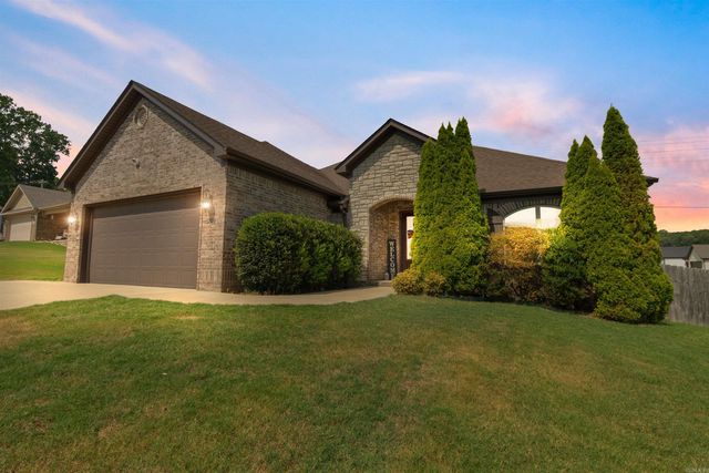 5709 Tumble Rock Court, Bryant, AR 72022