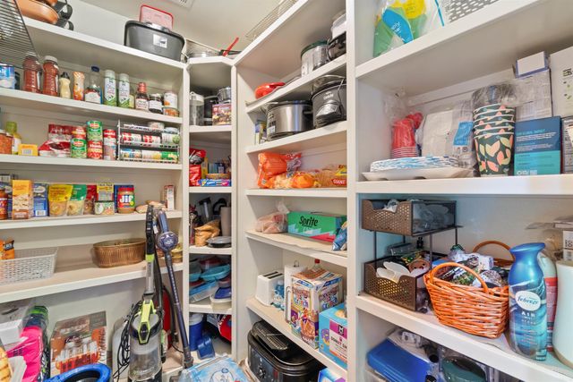 5709 Tumble Rock Court, Bryant, AR 72022