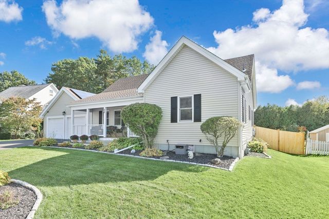 32 Elaine Dr, Ludlow, MA 01056