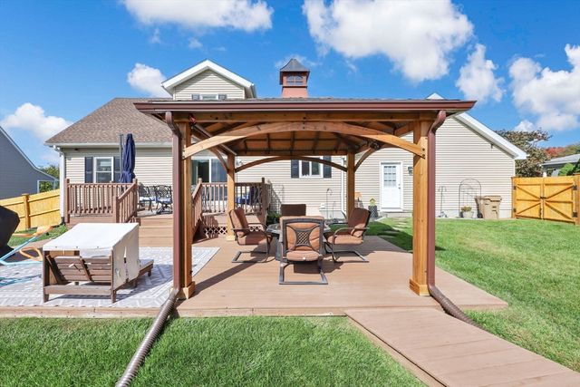 32 Elaine Dr, Ludlow, MA 01056
