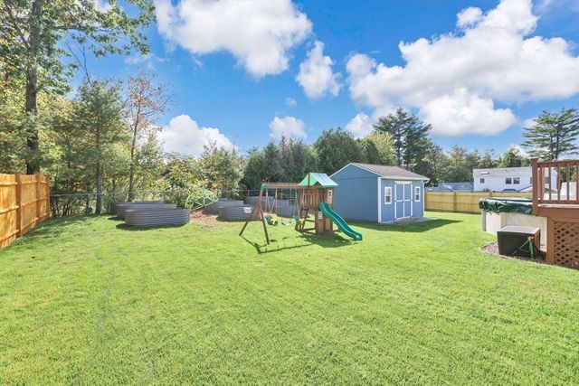 32 Elaine Dr, Ludlow, MA 01056