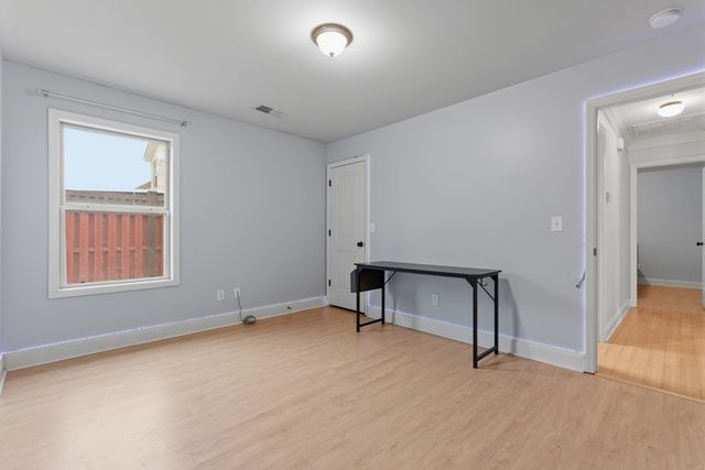 101 Bermuda Lakes Dr, Meridianville, AL 35759