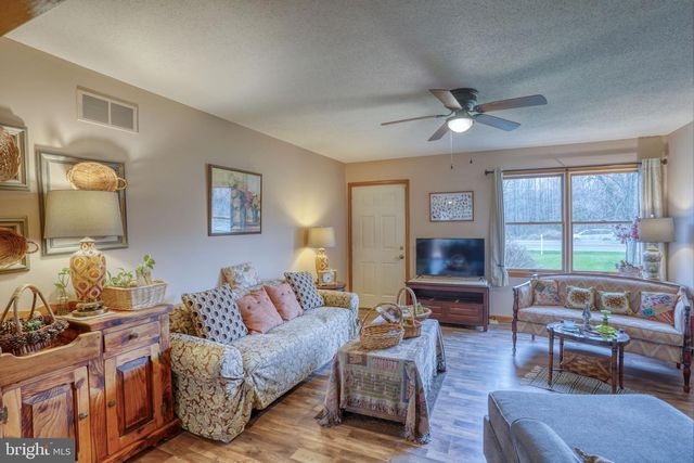 1916 HARTLY RD, Hartly, DE 19953