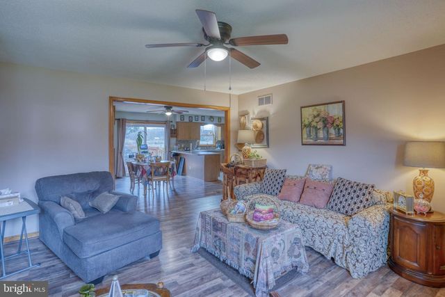 1916 HARTLY RD, Hartly, DE 19953