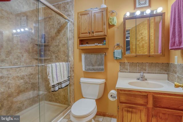 1916 HARTLY RD, Hartly, DE 19953