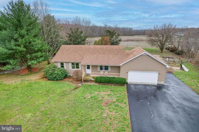 1916 HARTLY RD, Hartly, DE 19953