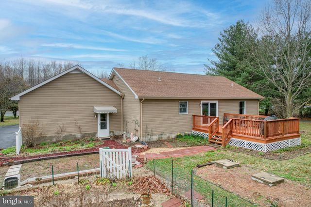 1916 HARTLY RD, Hartly, DE 19953