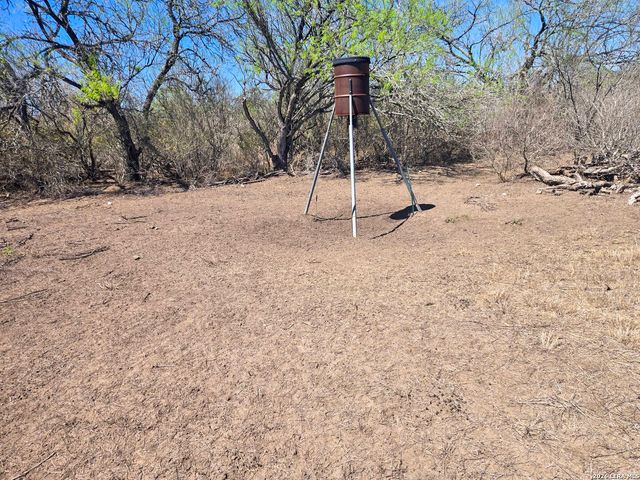 9239 CR 123, Pawnee, TX 78145