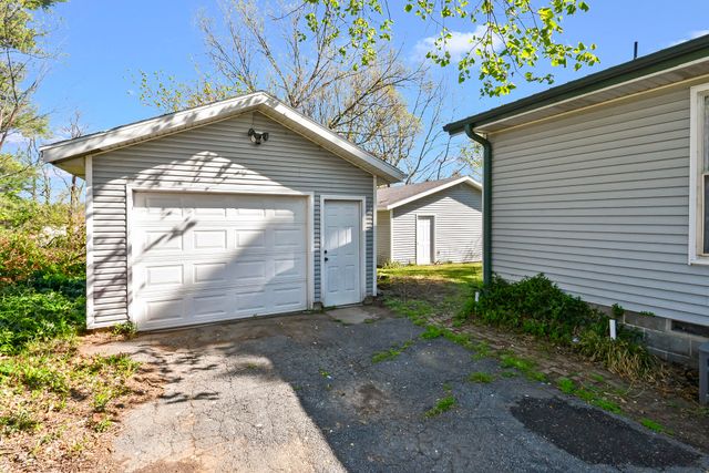 143 W Russell Avenue, Billings, MO 65610