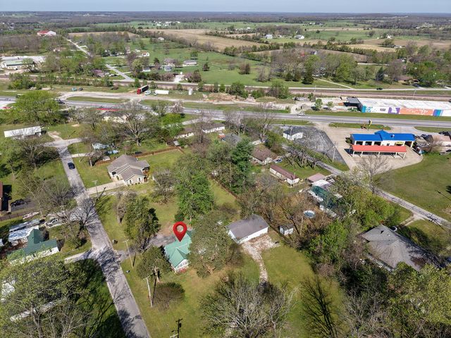 143 W Russell Avenue, Billings, MO 65610