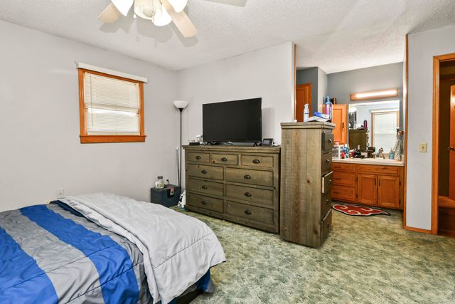143 W Russell Avenue, Billings, MO 65610