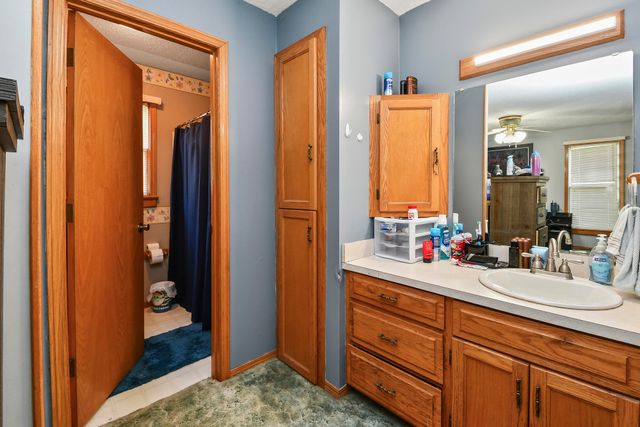 143 W Russell Avenue, Billings, MO 65610