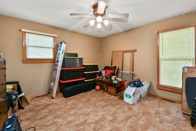 143 W Russell Avenue, Billings, MO 65610