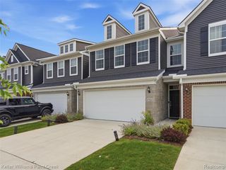 4782 Broomfield Way, Lake Orion, MI 48359