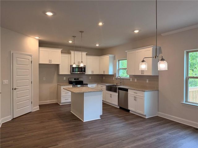 484 Magnolia Grove Place, Cornelia, GA 30531