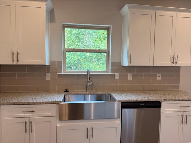 484 Magnolia Grove Place, Cornelia, GA 30531