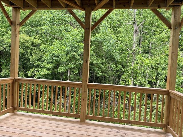 484 Magnolia Grove Place, Cornelia, GA 30531