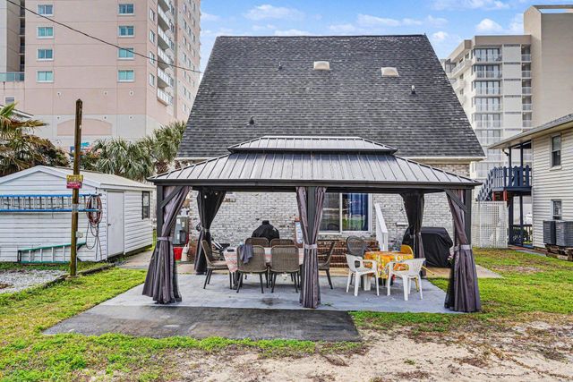 2004 S Ocean Blvd., North Myrtle Beach, SC 29582