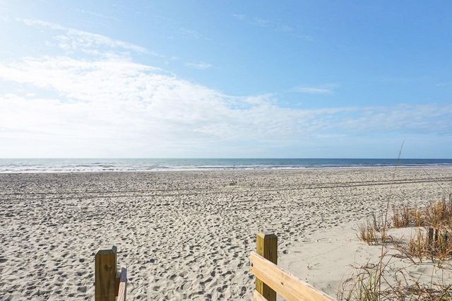 2004 S Ocean Blvd., North Myrtle Beach, SC 29582
