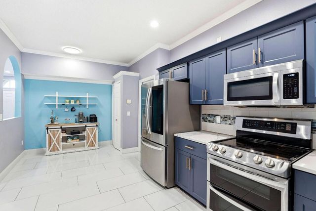 2424 Stone Cross Circle, Orlando, FL 32828