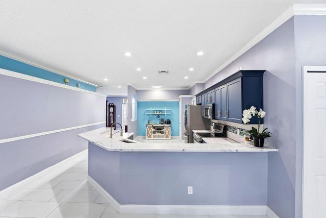 2424 Stone Cross Circle, Orlando, FL 32828