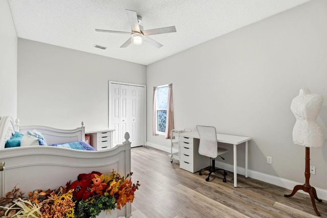 2424 Stone Cross Circle, Orlando, FL 32828