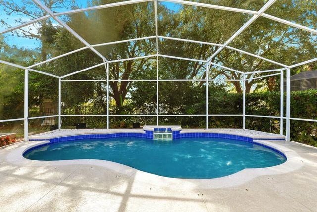 2424 Stone Cross Circle, Orlando, FL 32828