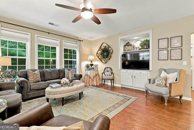 142 Highwoods Parkway, Newnan, GA 30265