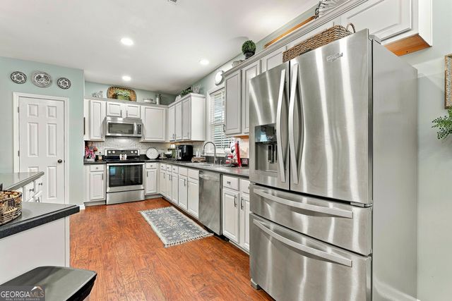142 Highwoods Parkway, Newnan, GA 30265