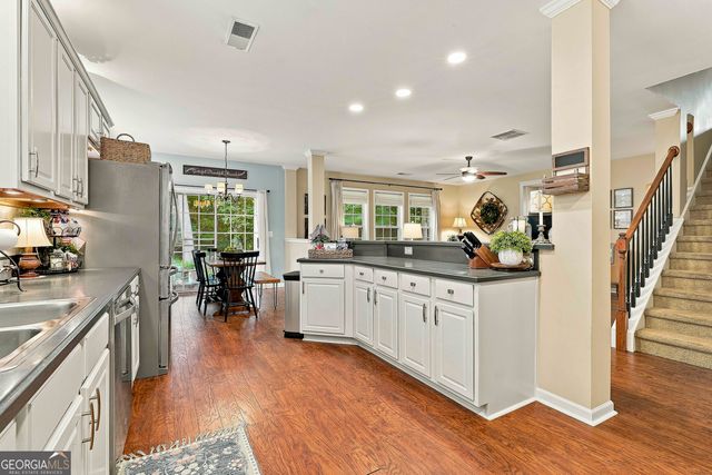 142 Highwoods Parkway, Newnan, GA 30265