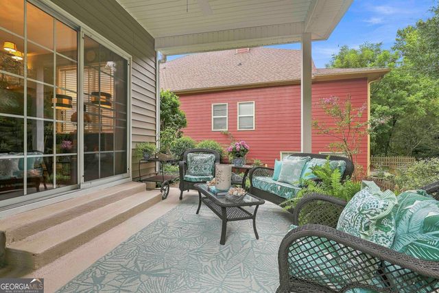 142 Highwoods Parkway, Newnan, GA 30265