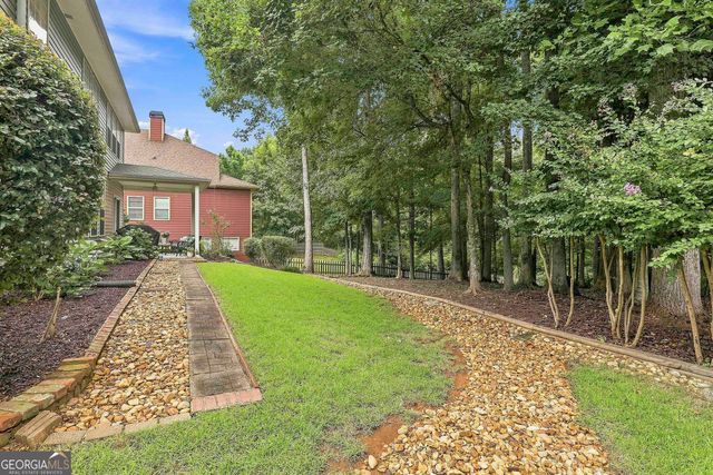 142 Highwoods Parkway, Newnan, GA 30265