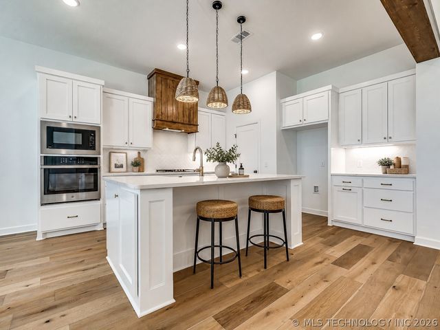 16204 S 89th East Avenue, Bixby, OK 74008