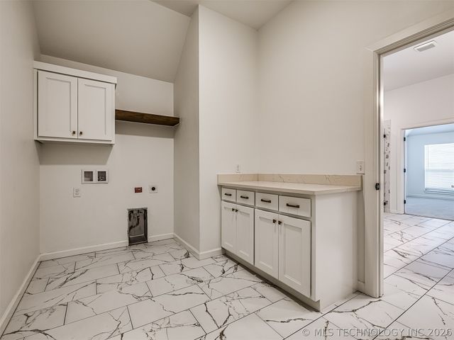 16204 S 89th East Avenue, Bixby, OK 74008
