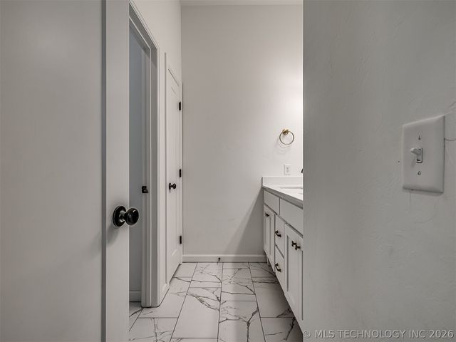16204 S 89th East Avenue, Bixby, OK 74008