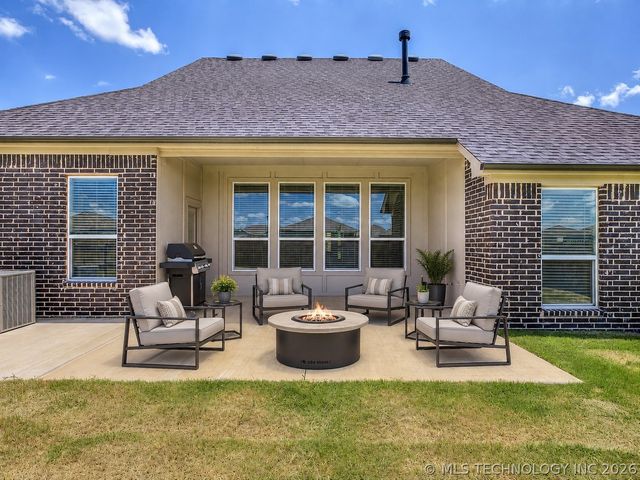 16204 S 89th East Avenue, Bixby, OK 74008
