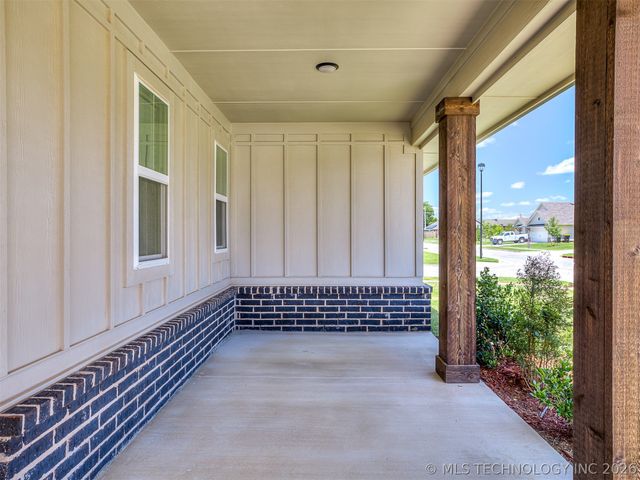 16204 S 89th East Avenue, Bixby, OK 74008