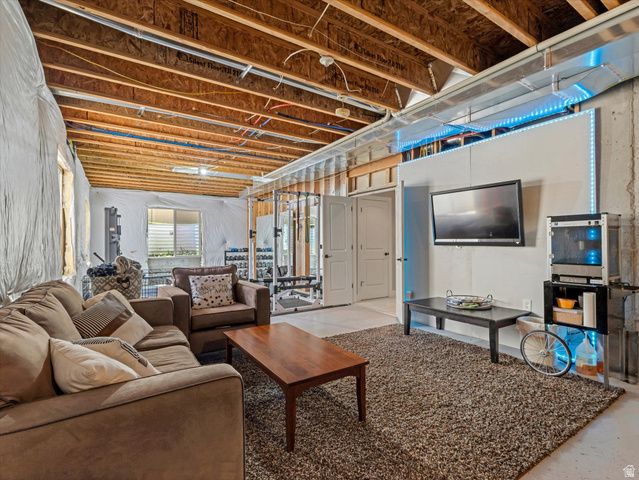 11491 S MACH SCHNELL DR, Sandy, UT 84094