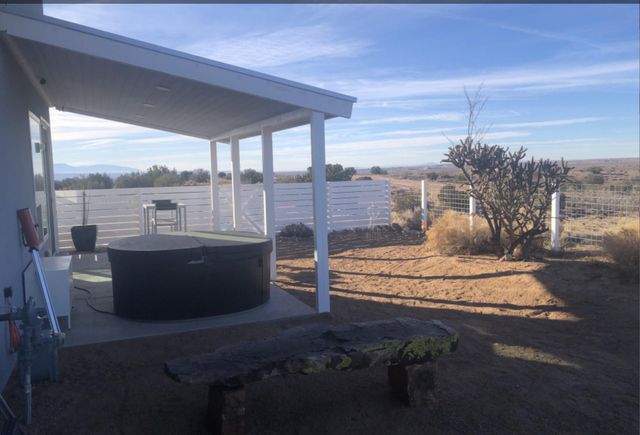 5225 Chopin Road NE, Rio Rancho, NM 87144