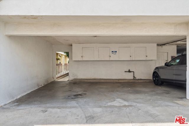 1327 Stanford Street 3, Santa Monica, CA 90404