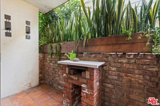 1327 Stanford Street 3, Santa Monica, CA 90404