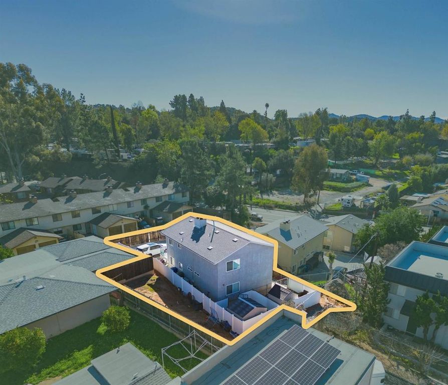 Image 1 of property listing at 1964 Arnold Way, Alpine, CA 91901