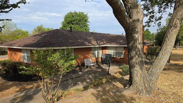 2800 N Dornick Drive, Forest Park, OK 73121